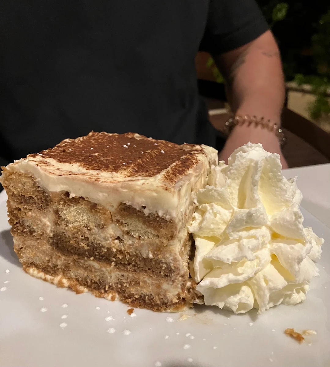 Highlights, Tiamo Cafe