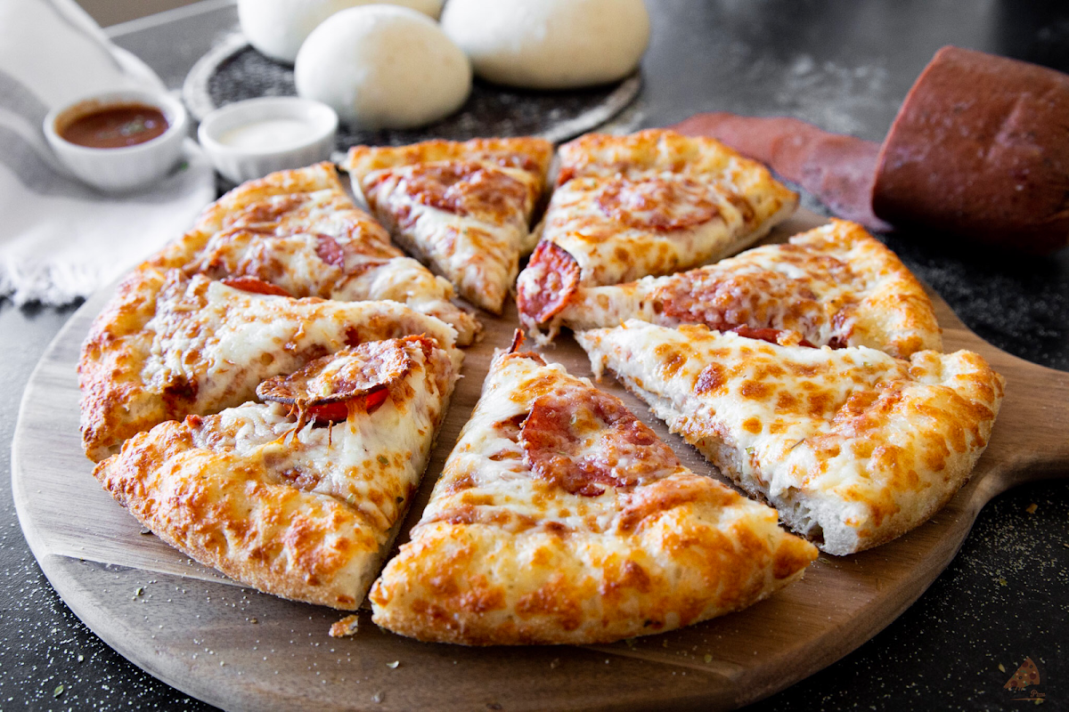 2-for-1 Veggie Pizza (10'' Small)