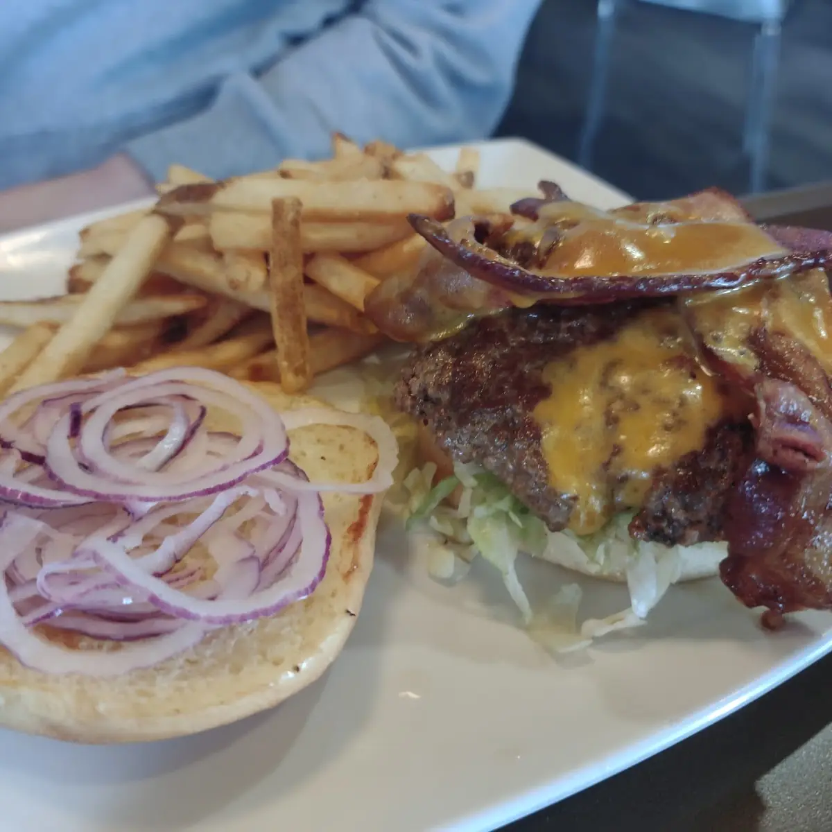 Bacon Cheeseburger with Fries