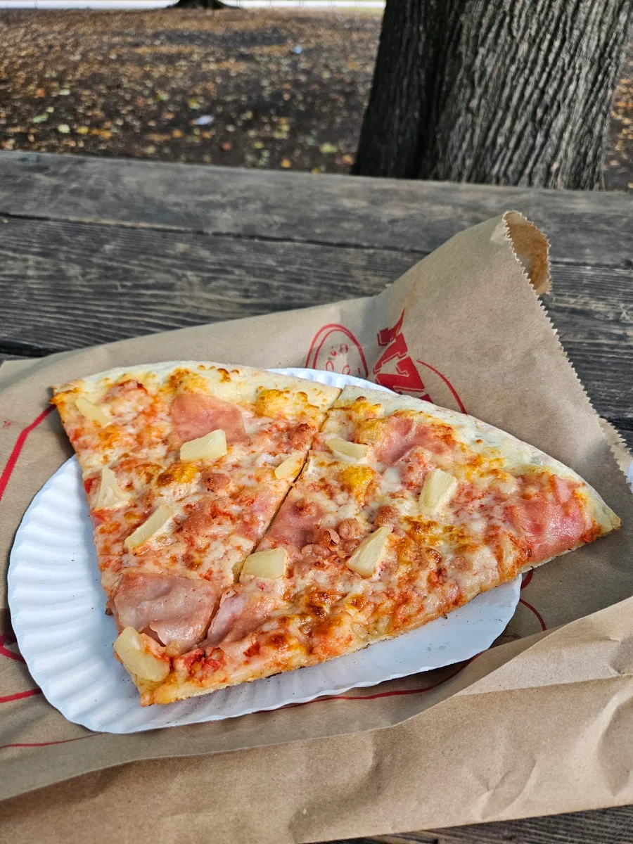 Hawaiian Pizza, PAPA CEO