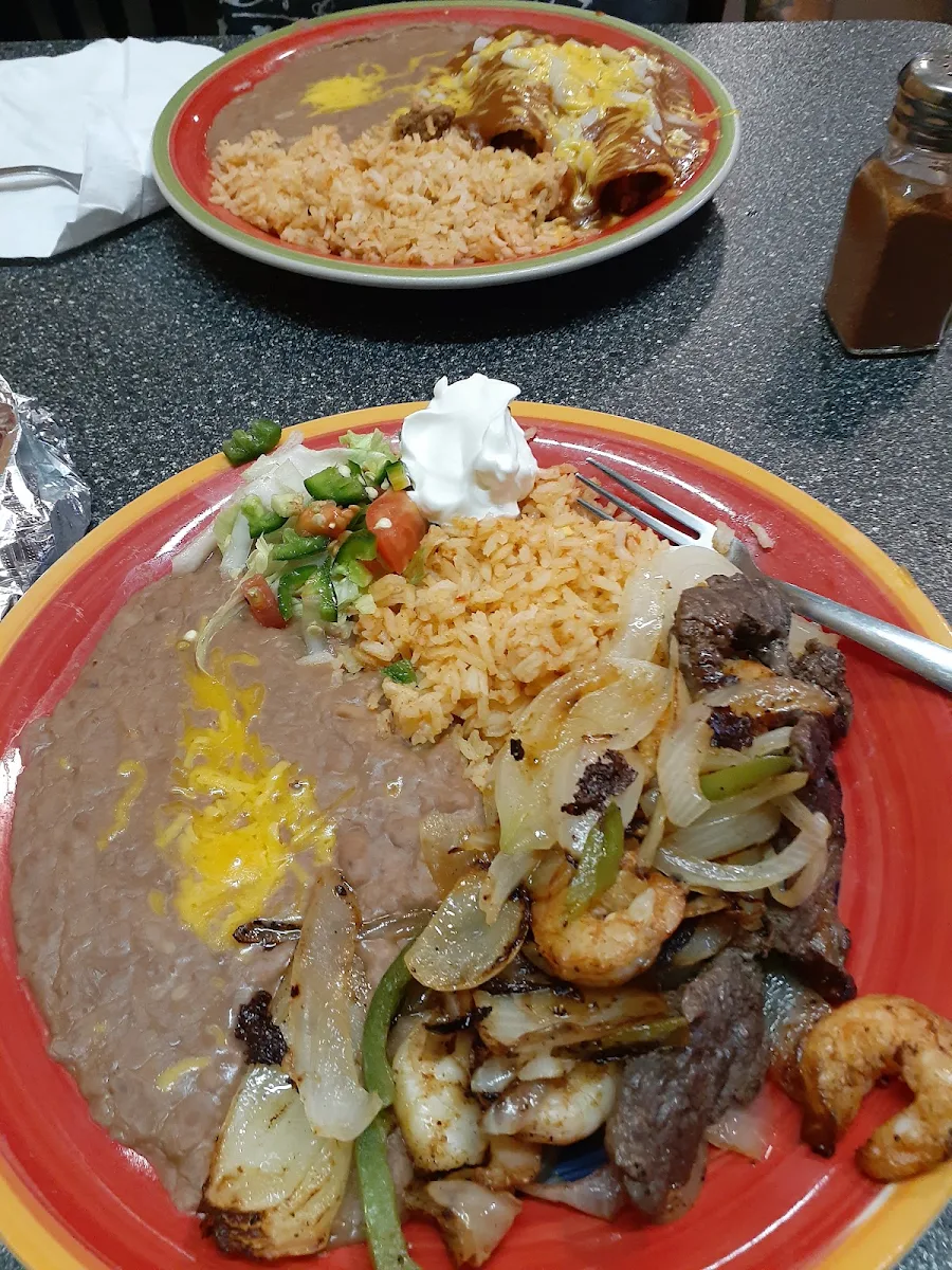 Fajita Plate & Enchilada Plate
