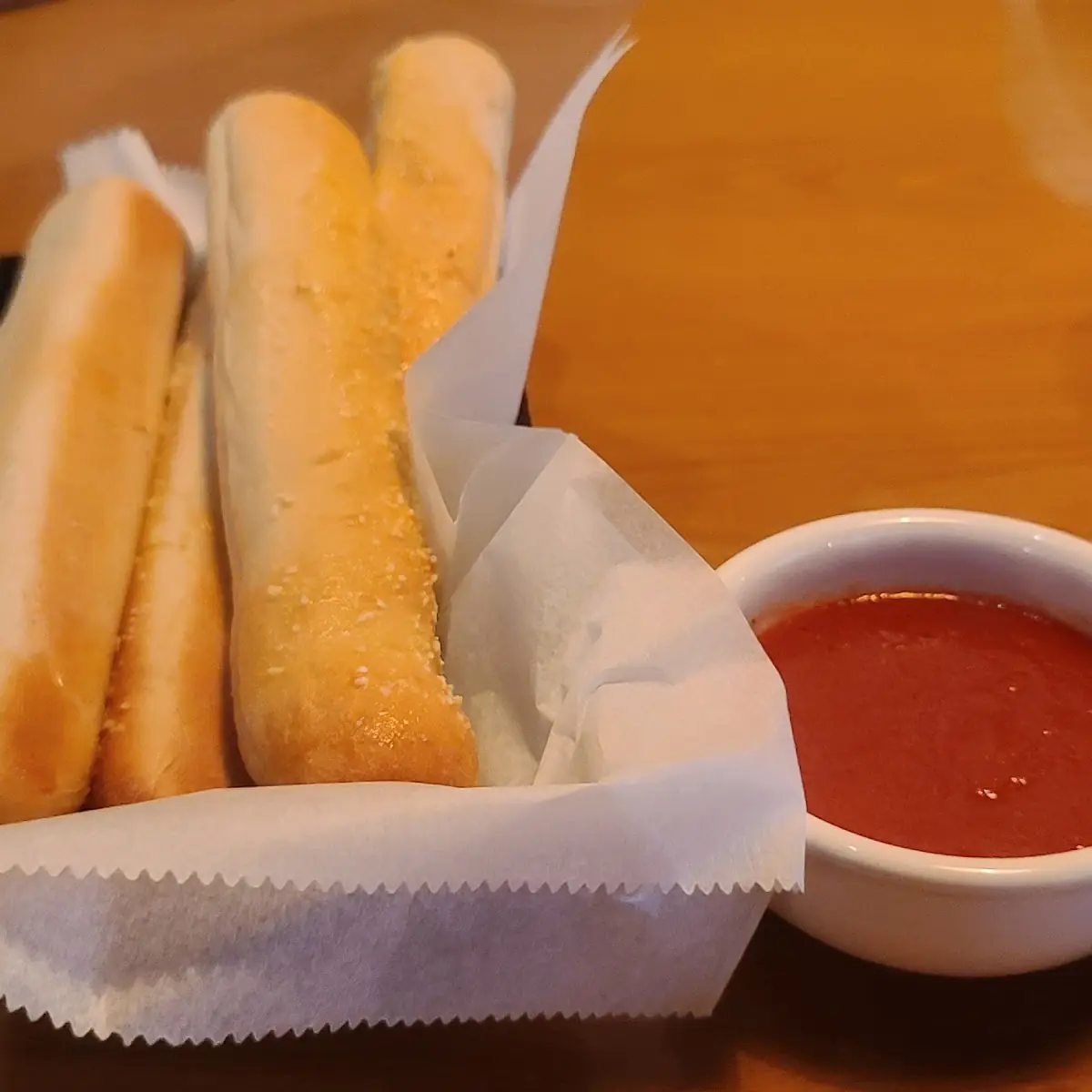 Bread Sticks with Marinara Sauce