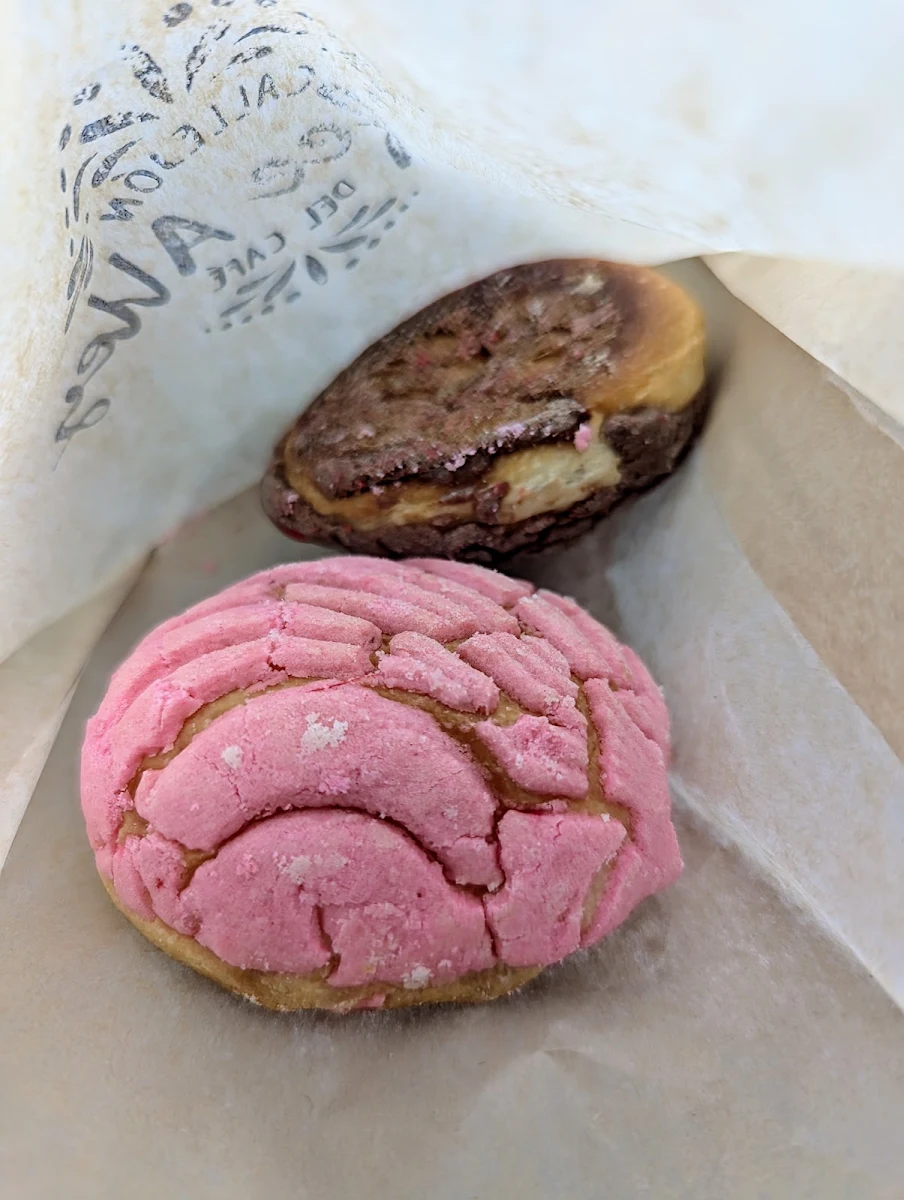 Ice Cream Sandwich