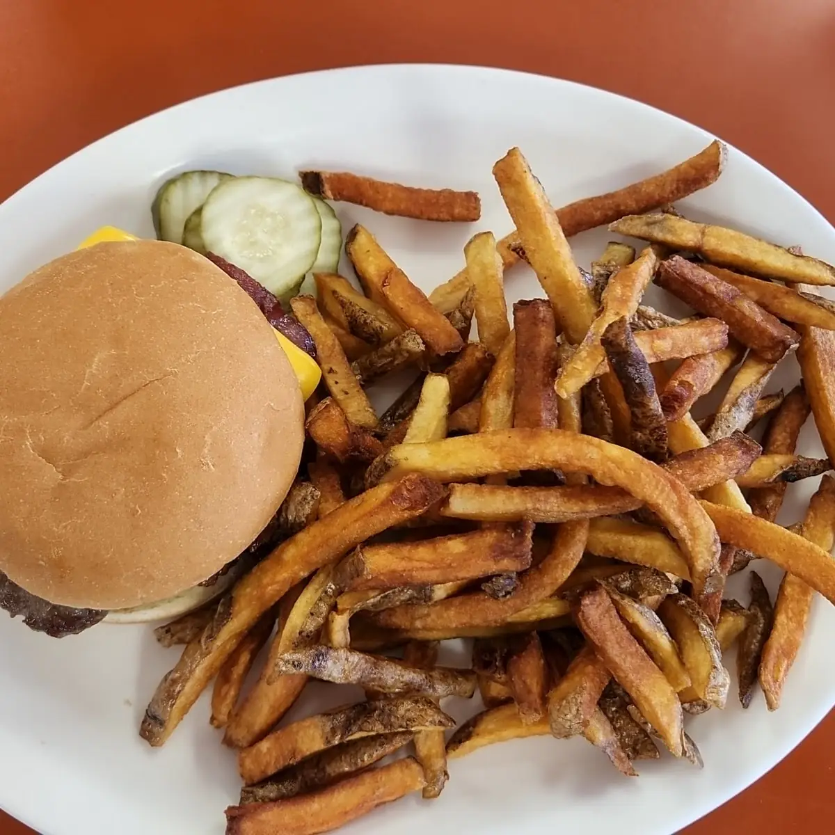 Bacon Cheeseburger & Fries