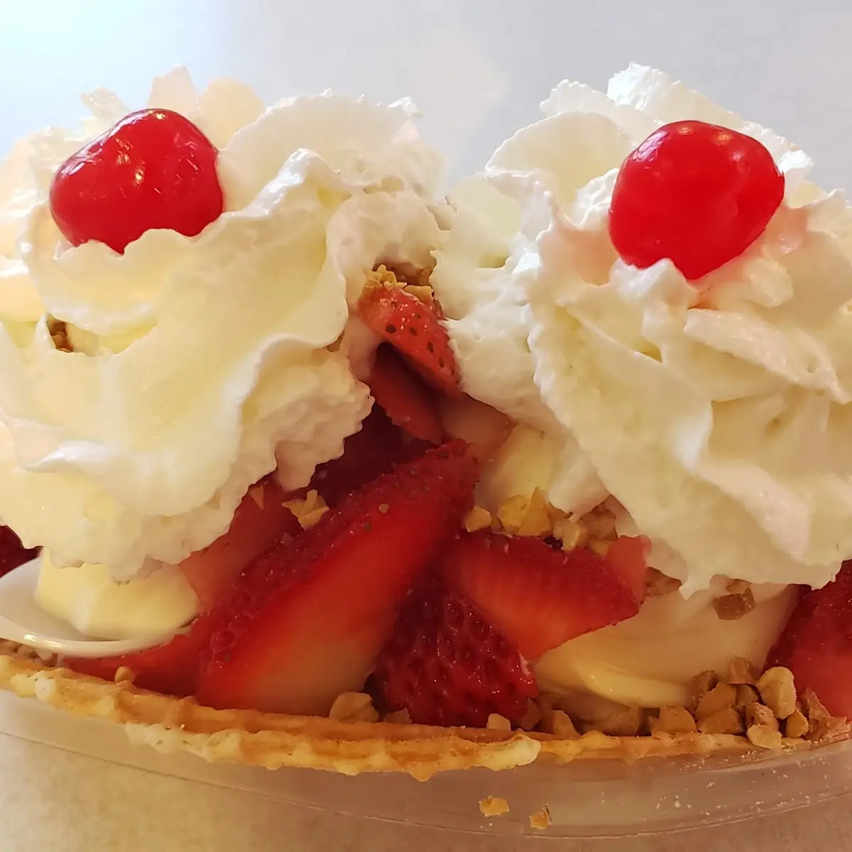 Fresh Strawberry Shortcake Sundae