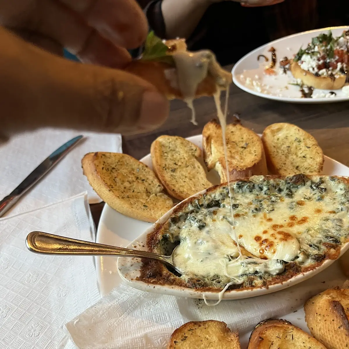 Creamy Spinach Dip and Bread