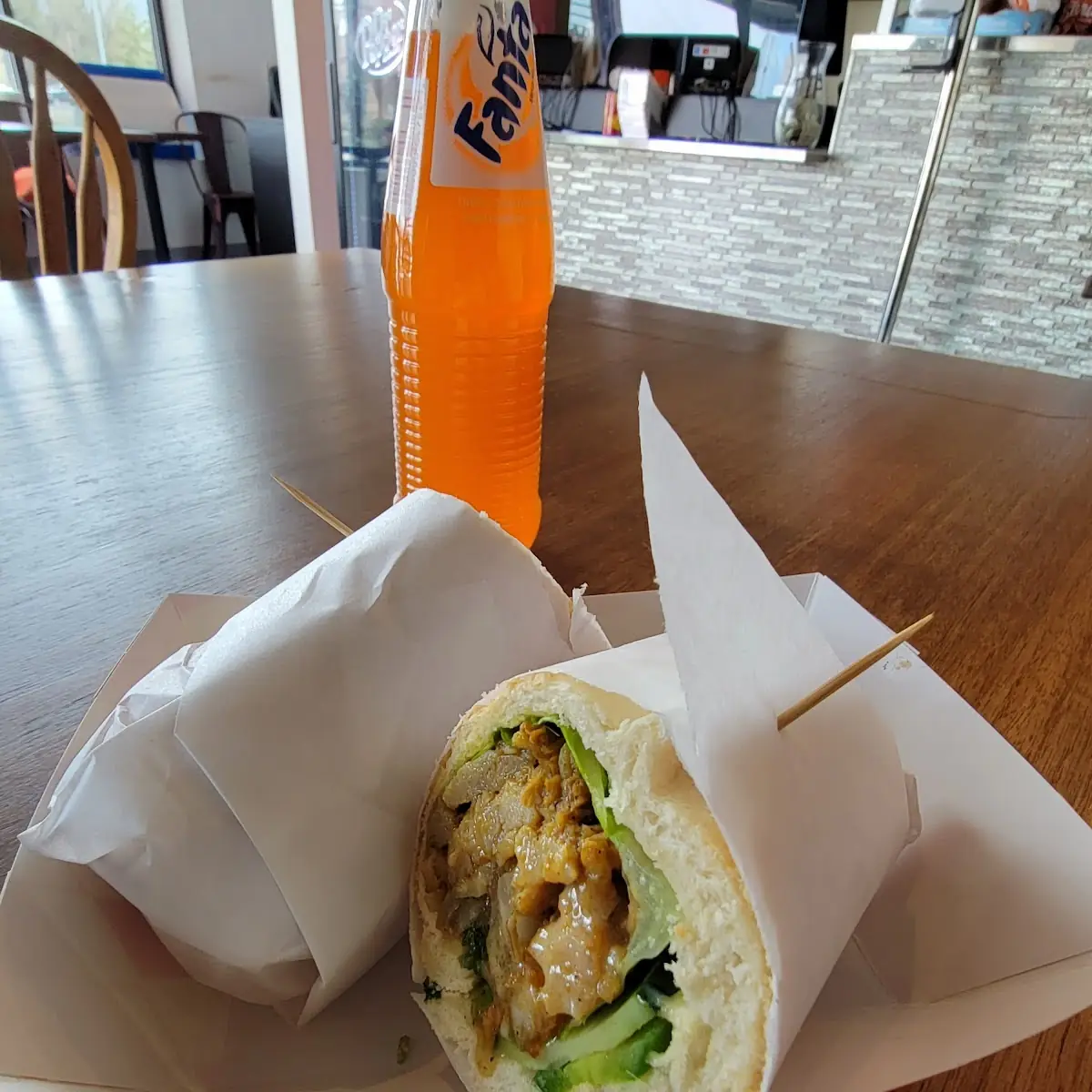Banh MI Curry Chicken