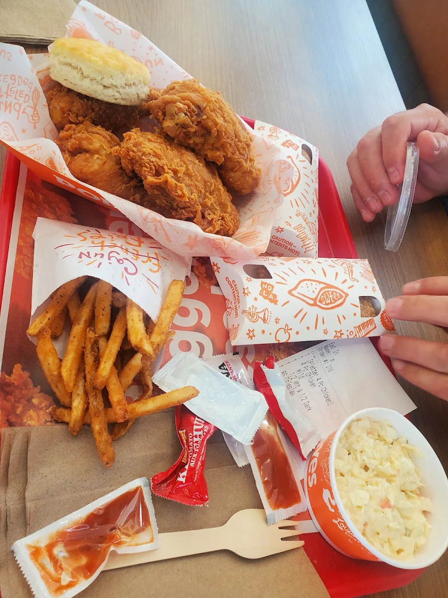 Highlights, Popeyes Louisiana Kitchen