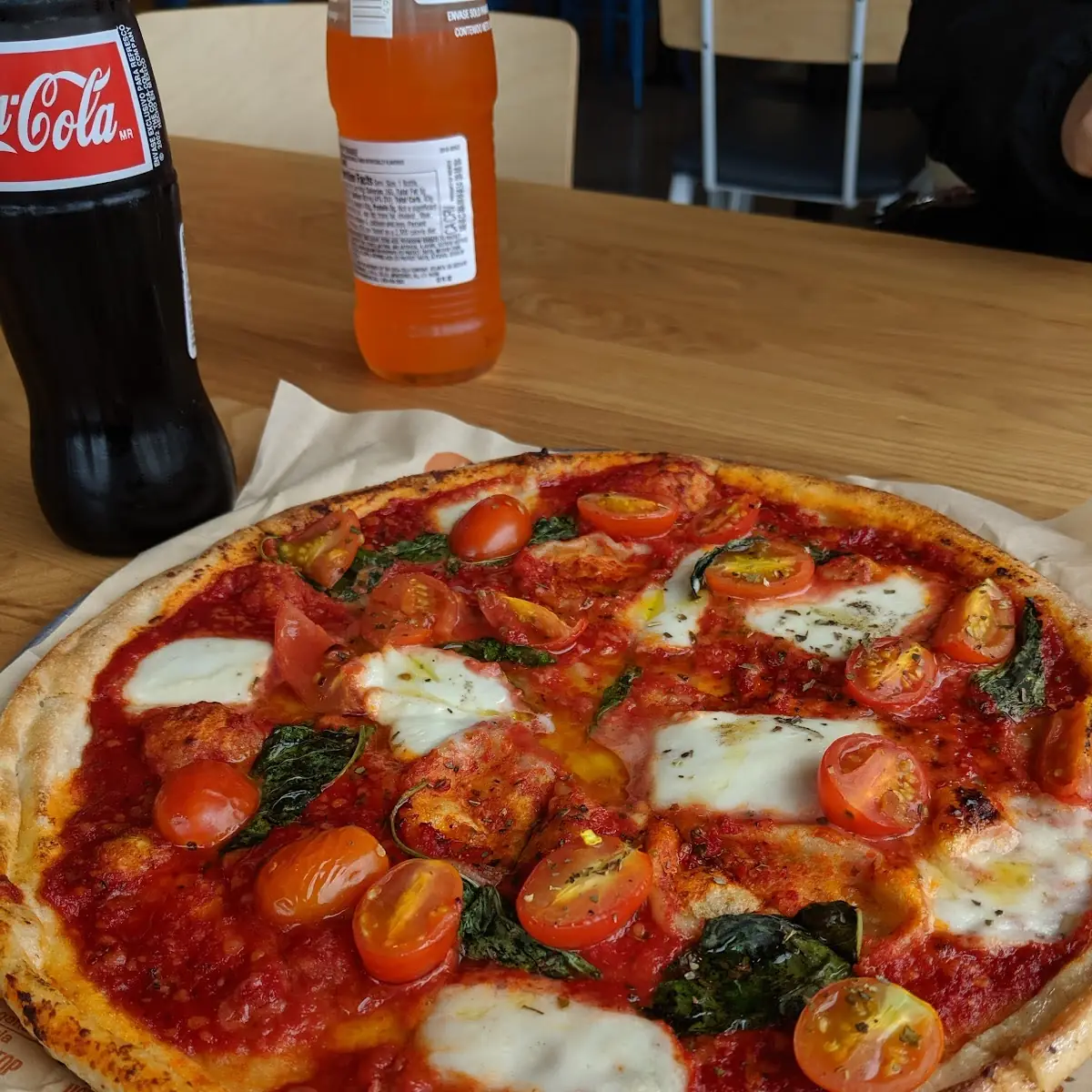 Red Vine Pizza