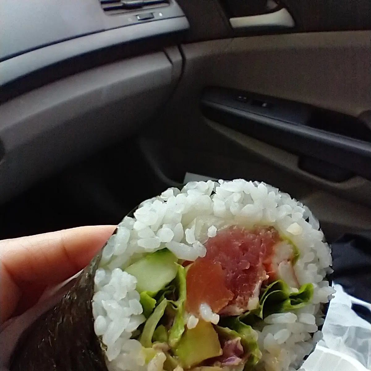 Tuna Avocado Roll
