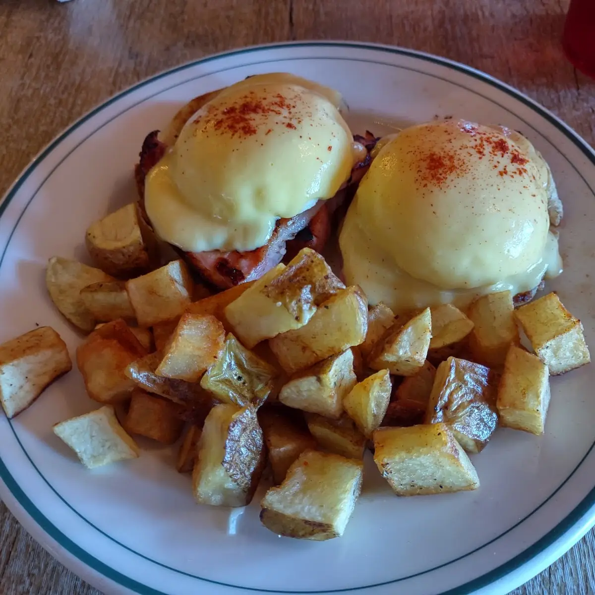 Eggs Benedict
