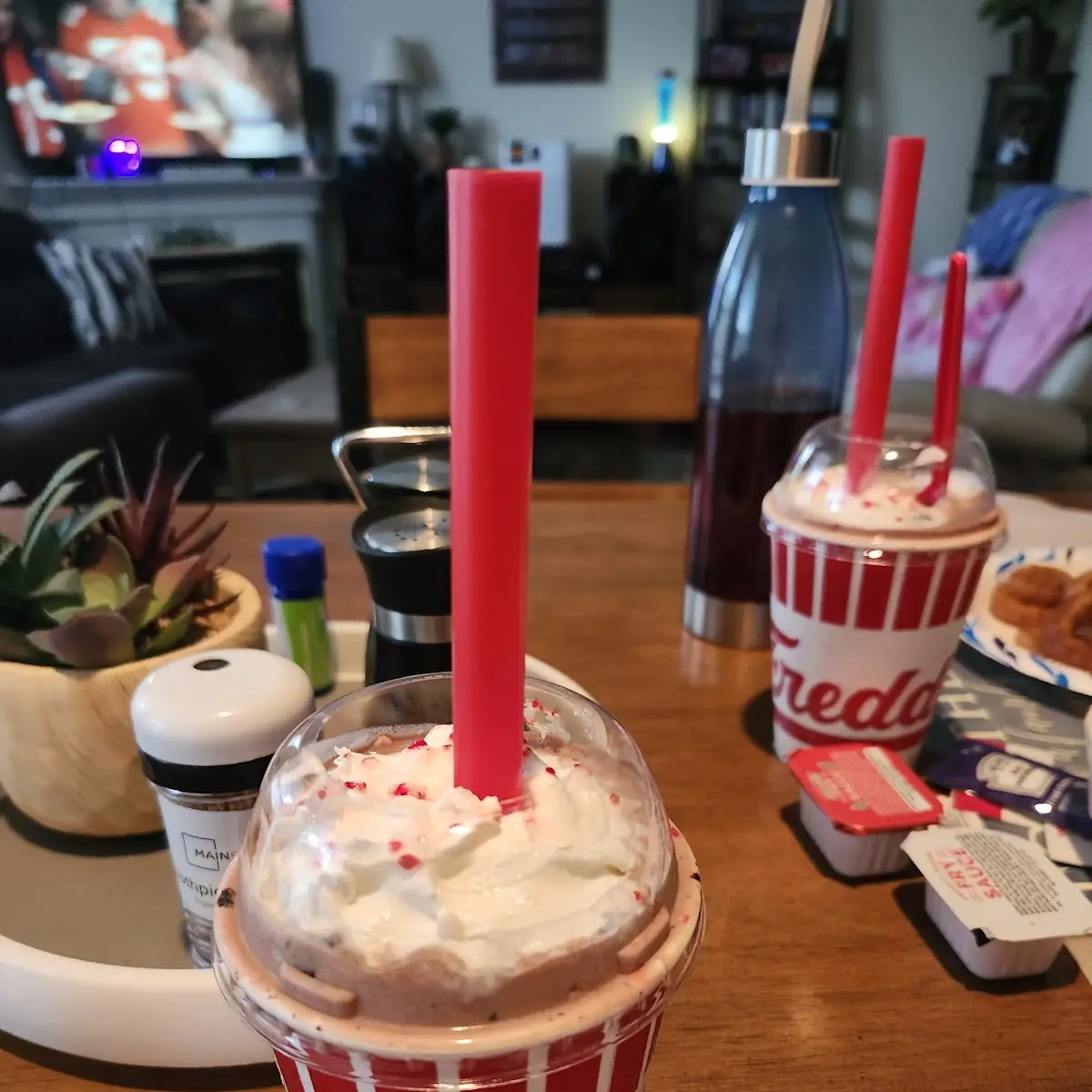 Peppermint Oreo Shake