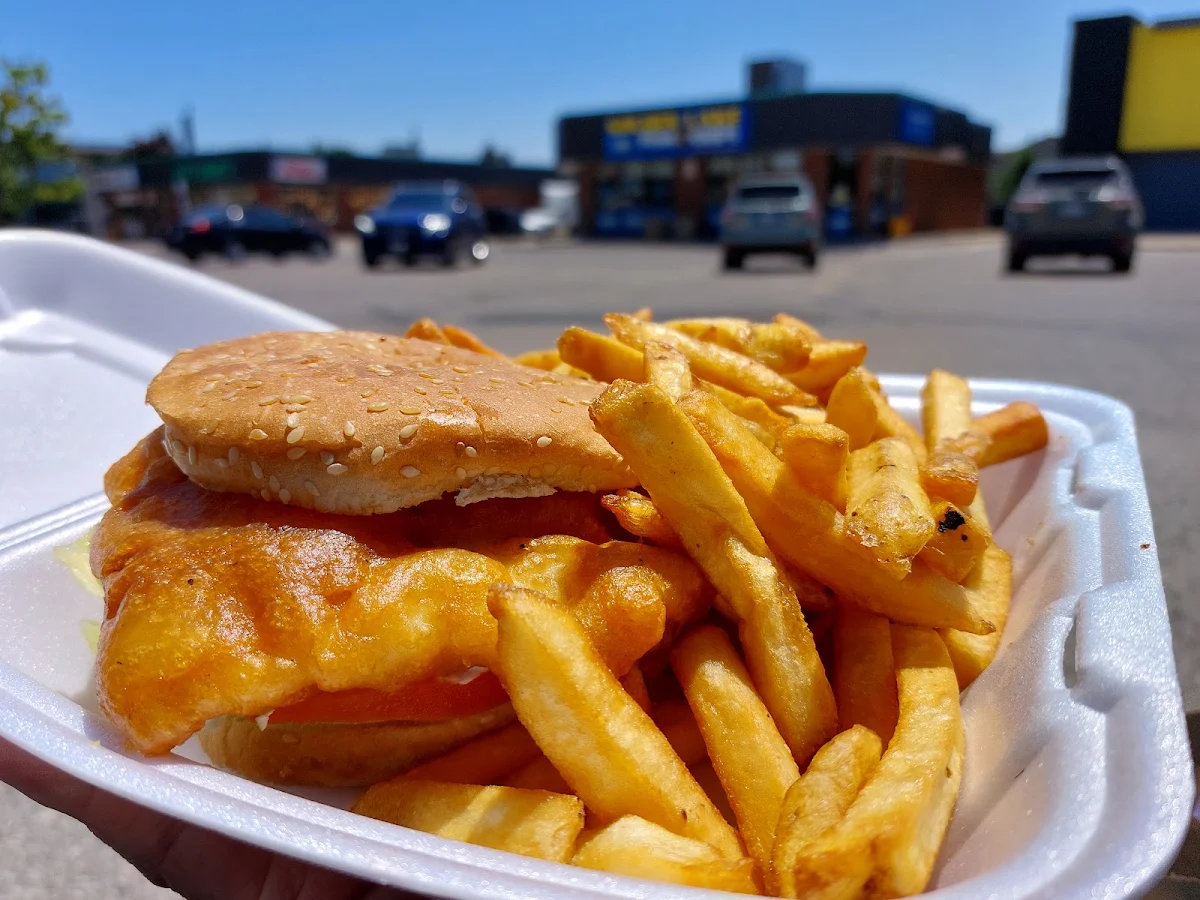 Fish Sandwich Combo
