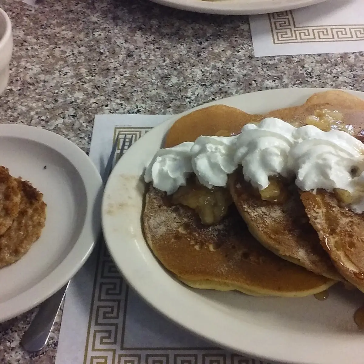Apple Cinnamon Pancakes