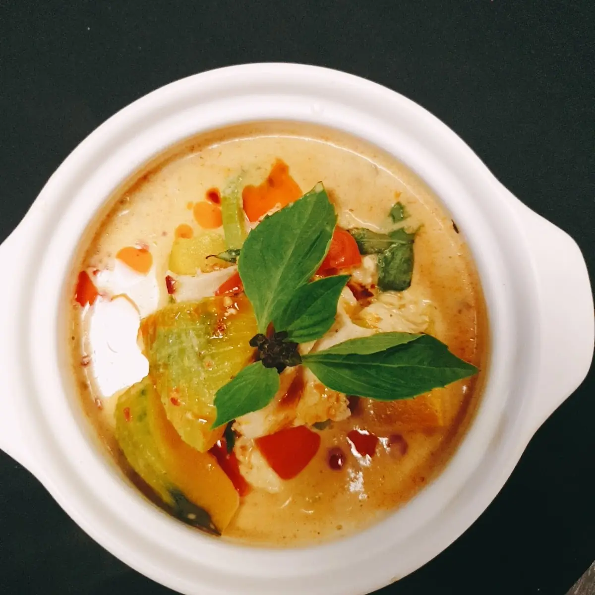 Grilled Salmon Panang Curry (แพนงแซลมอล)