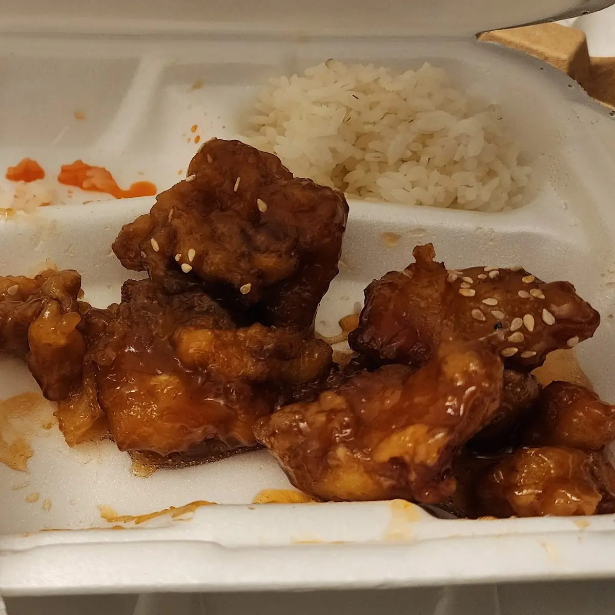 Sesame Chicken and White Rice