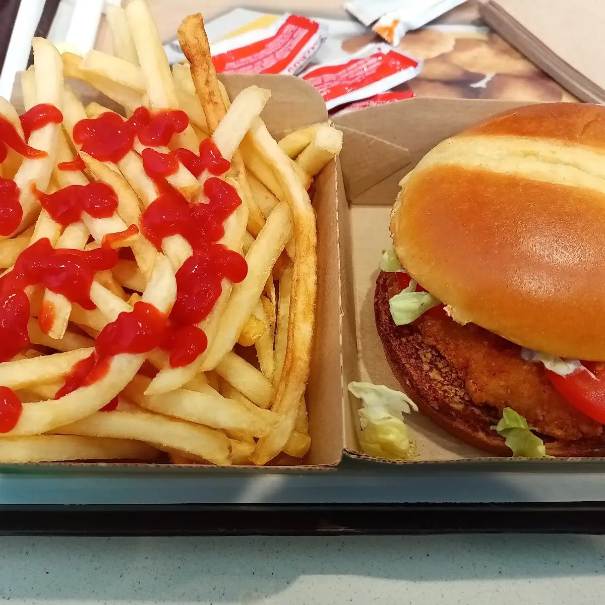 Deluxe Crispy Chicken Sandwich