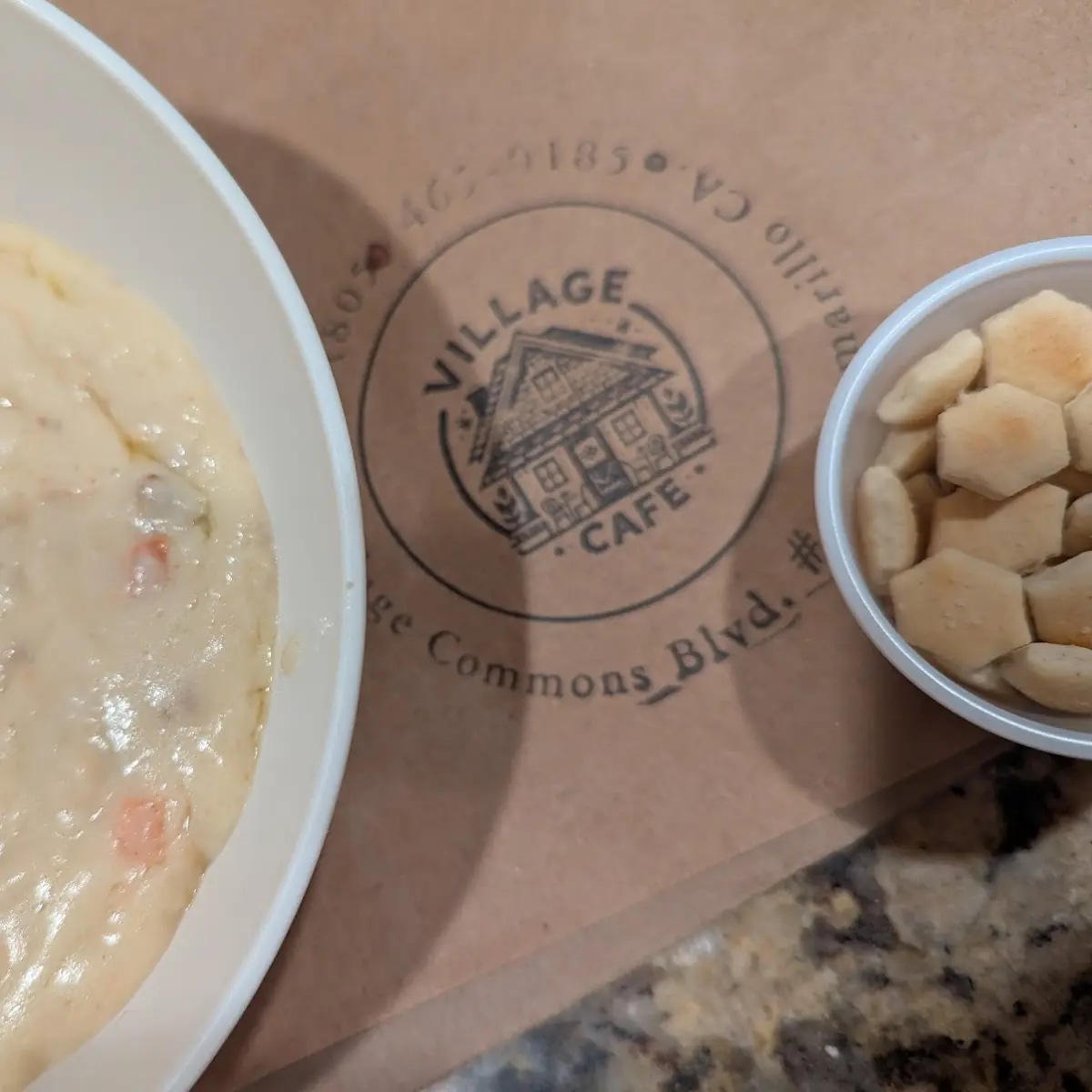 Clam Chowder with Crackers
