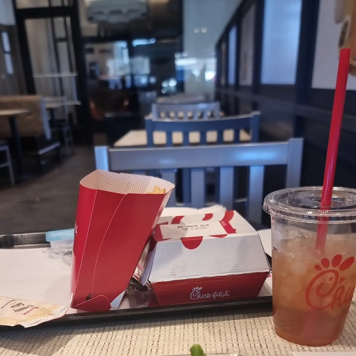 Deluxe Chicken Sandwich