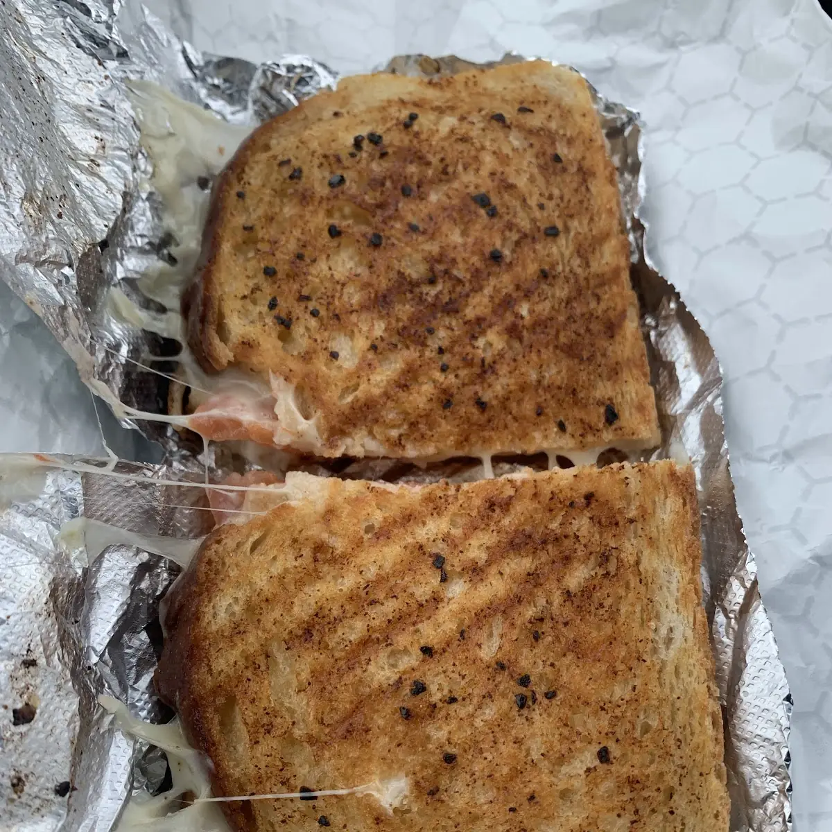 Garlic Grilled Cheese Sandwich