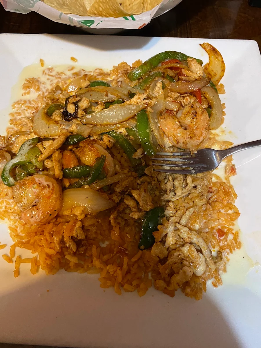 Ranchero Special Mix Chicken and Shrimp