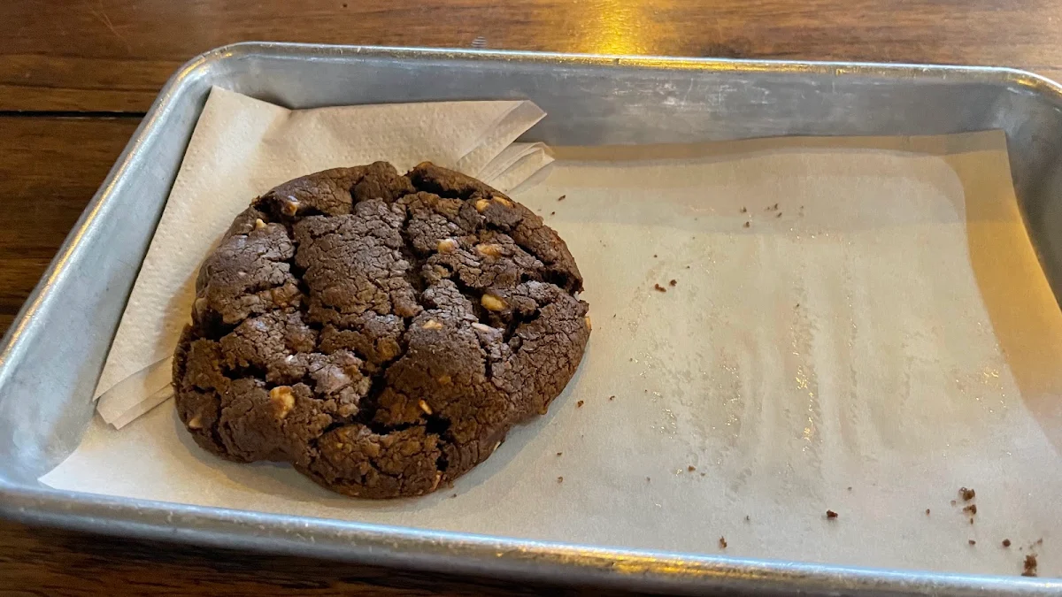 Chocolate Chip Cookie