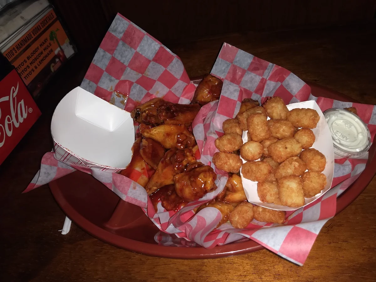 20 Wing Half Lemon Pepper Wings Half Leaping Lizard with a Side of Tots