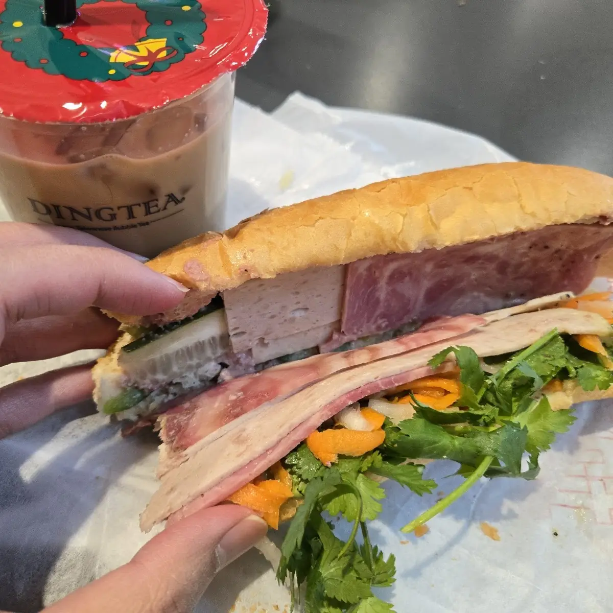 Banh MI DAC Biet