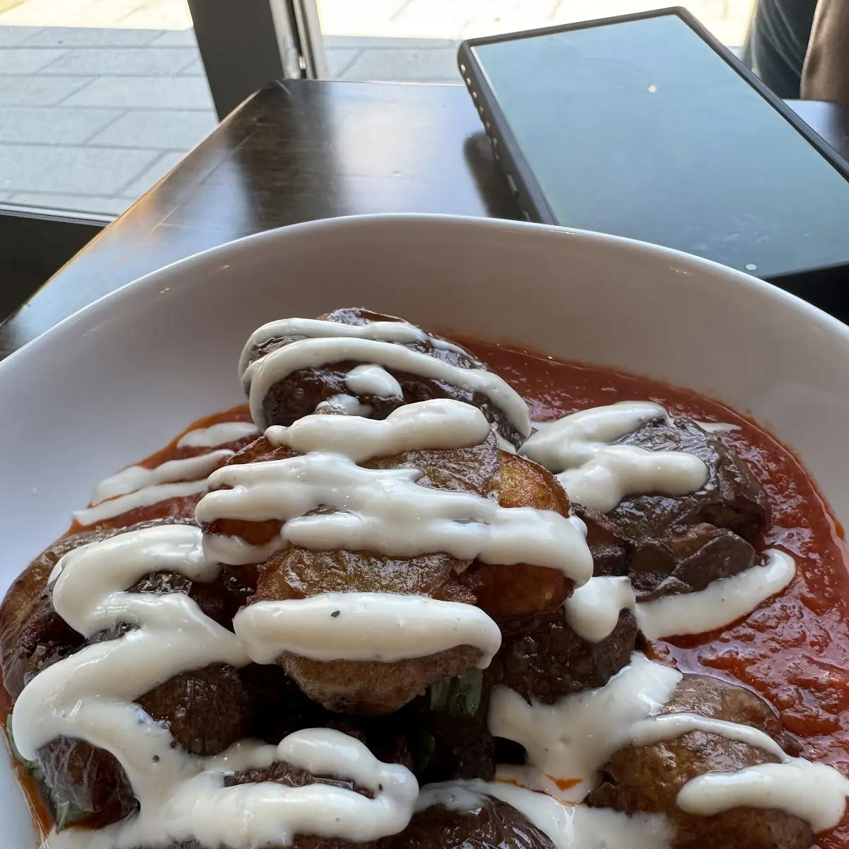 Smashed Potatoes in Tomato Sauce