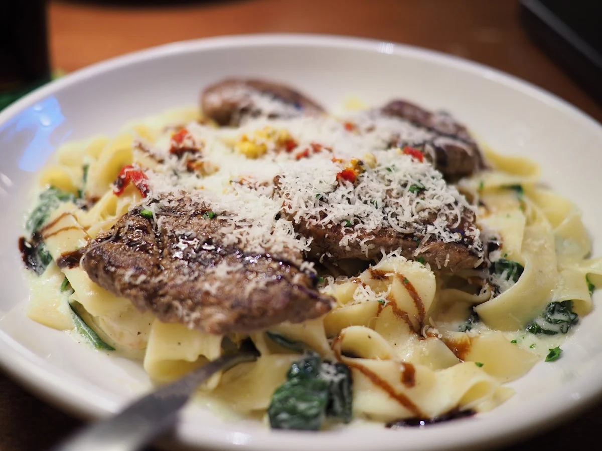 Steak Gorgonzola Alfredo