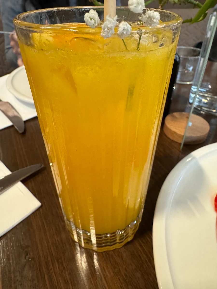 Orange Juice, Dame