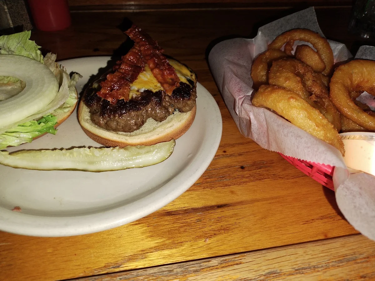 Crispy Bacon Cheddar Burger