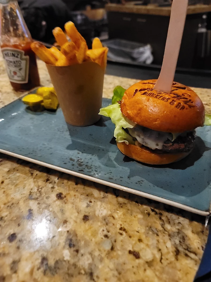 Avocado Pepper Jack Burger