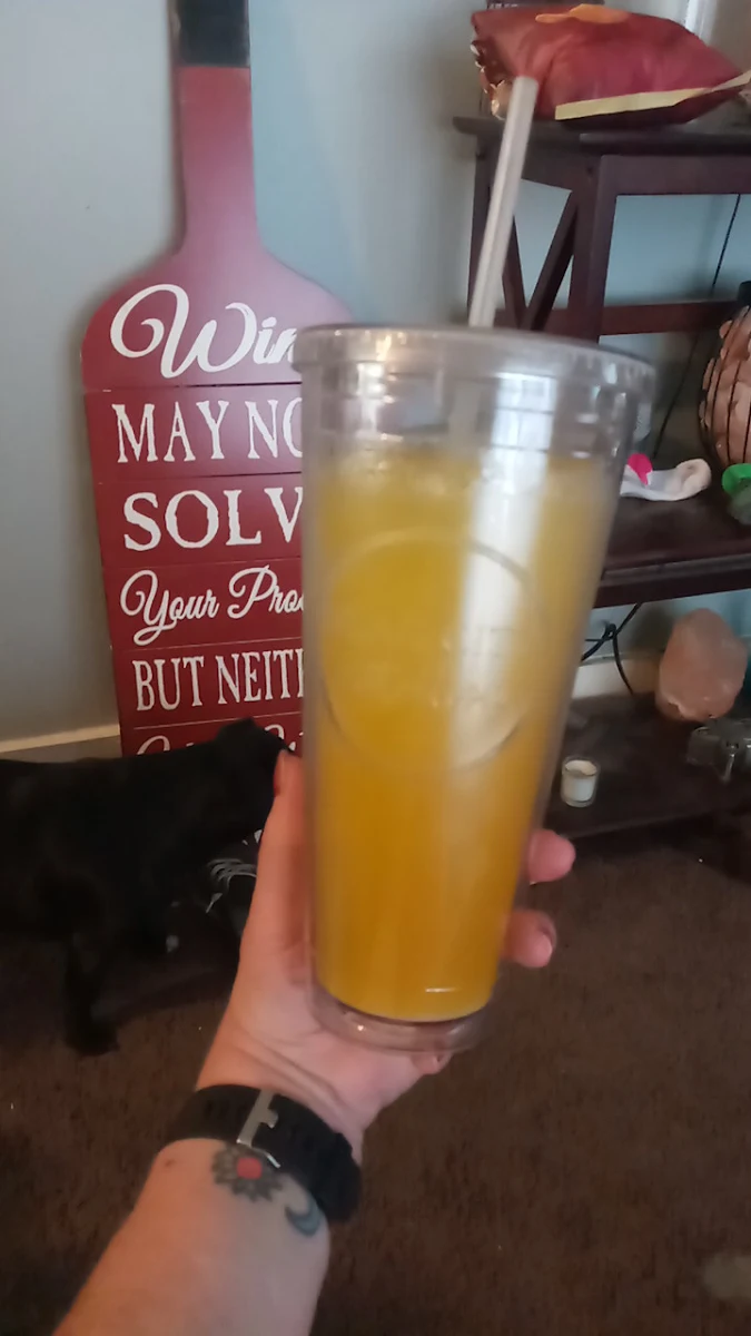 Fish Bowl L Pineapple Colada R