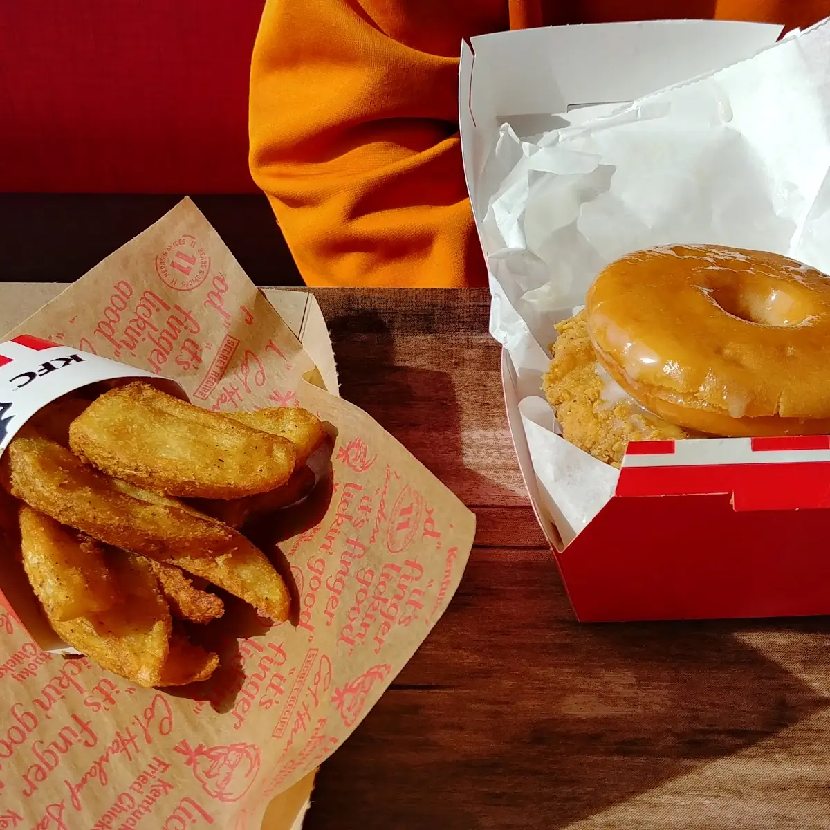 Donut Chicken Sandwich Combo