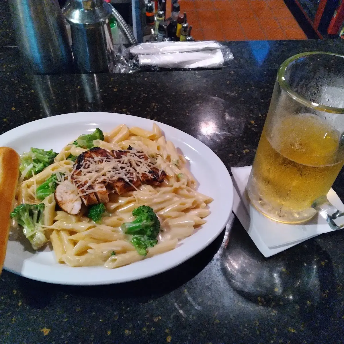 Chicken Broccoli Alfredo Pasta
