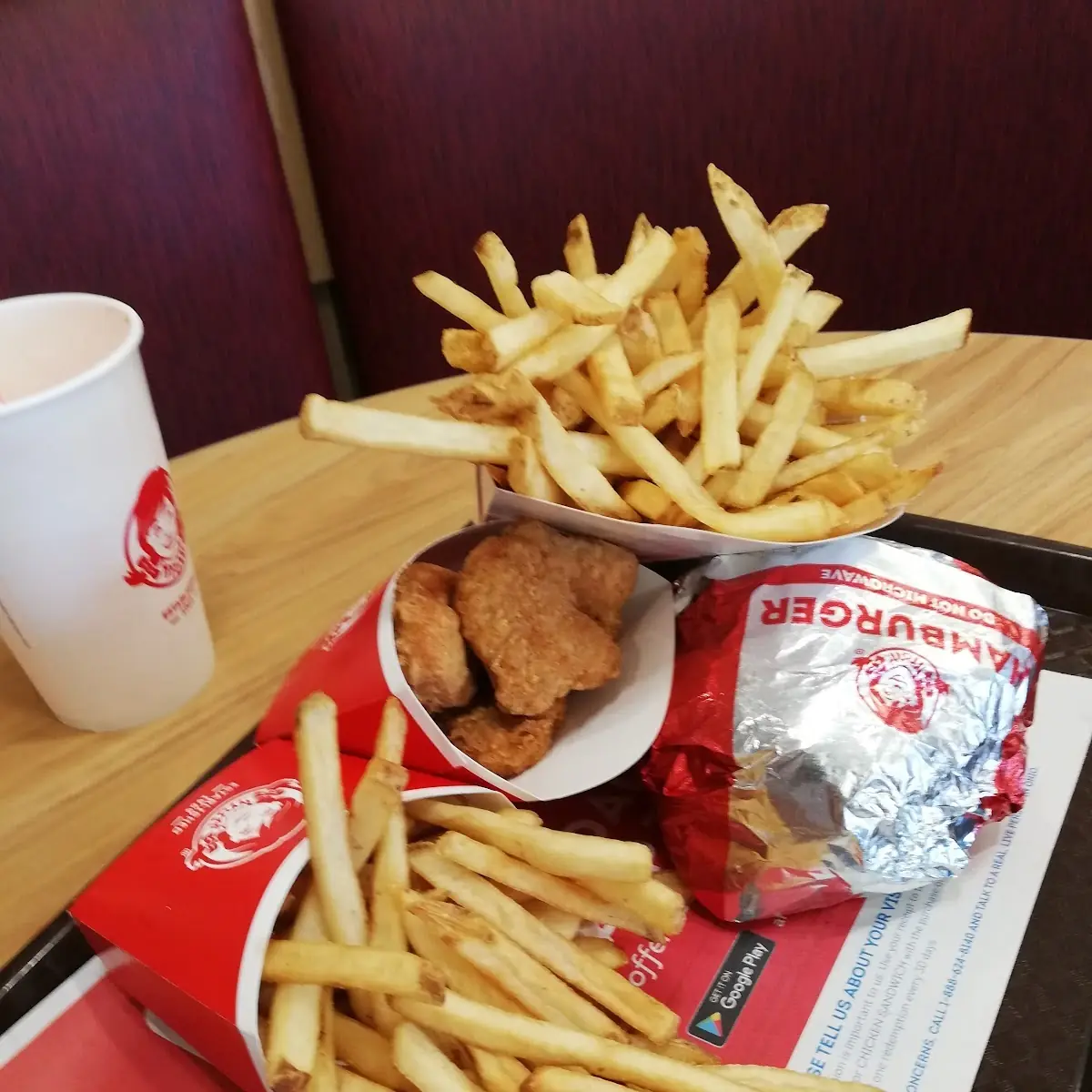 Burger Pommes Frites Chicken Nugget