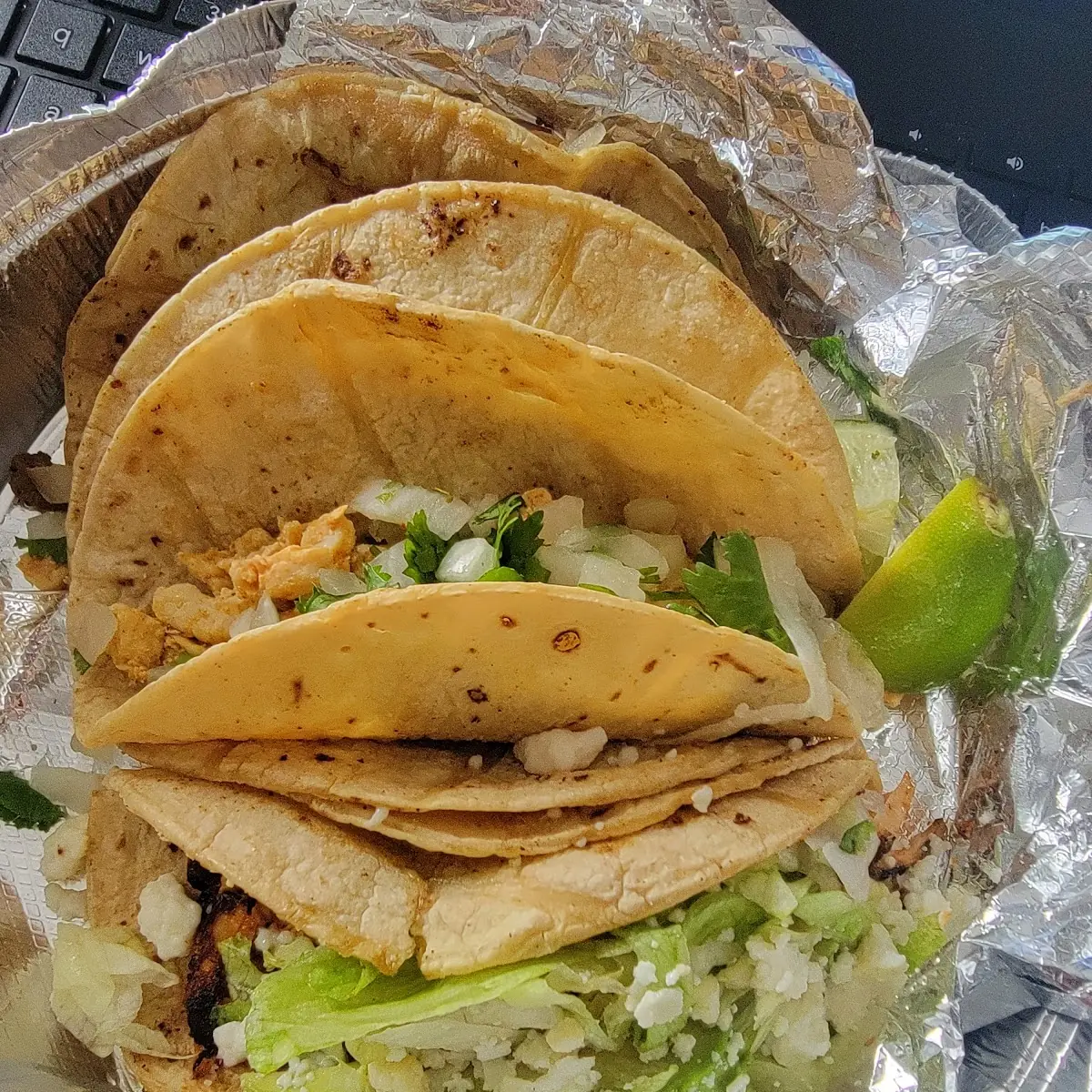 Pollo Taco with Soft Corn Shell