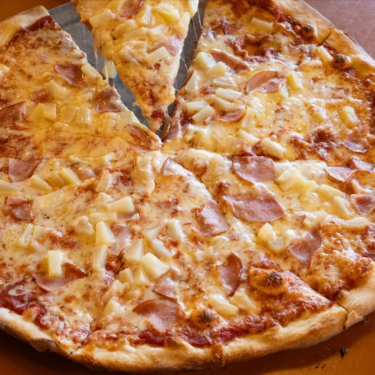 Hawaiian Pizza