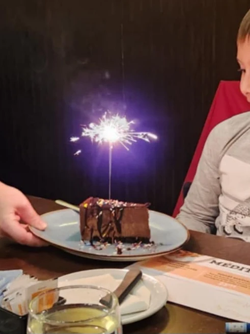 Gateau Mousse Au Chocolat, Casa Grecque