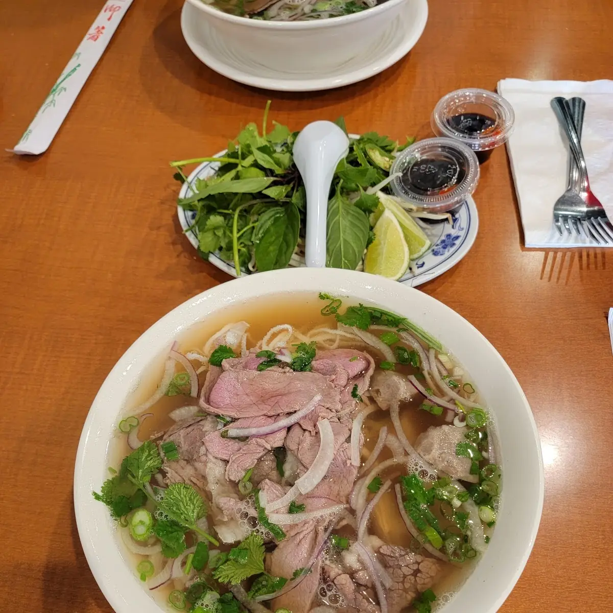 Pho Tai Nam Gan Sach