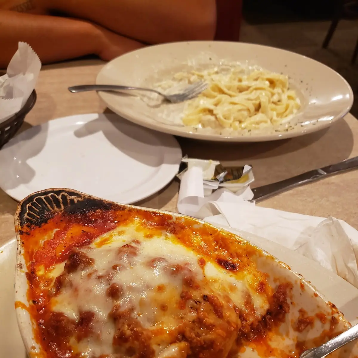 Cheese Ravioli with Meat Sauce Chicken Alfredo Pasta