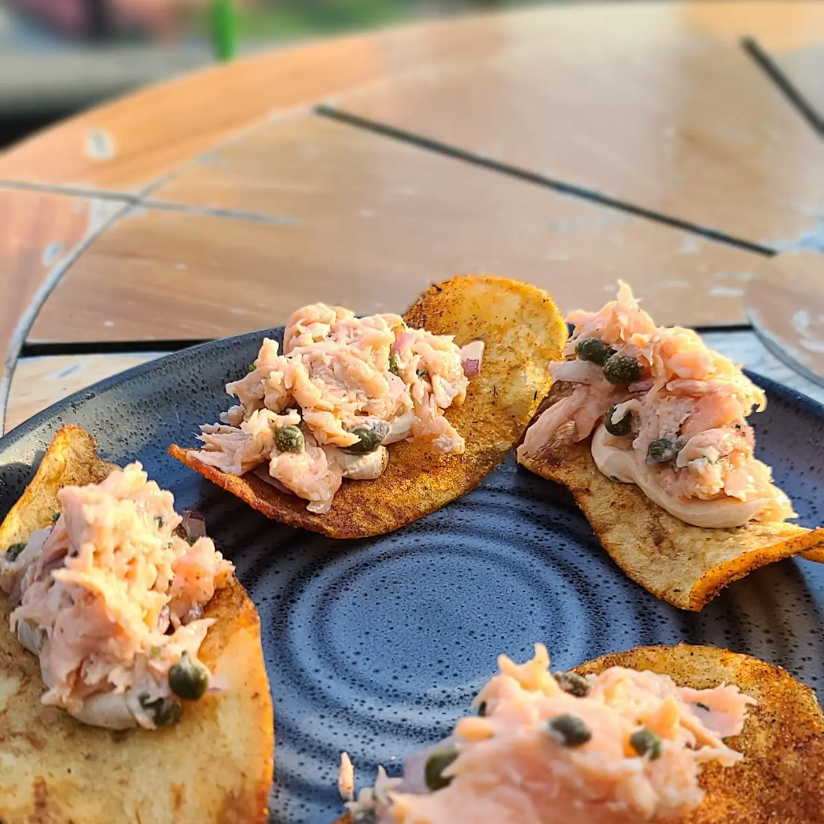 Smoked Salmon Chips