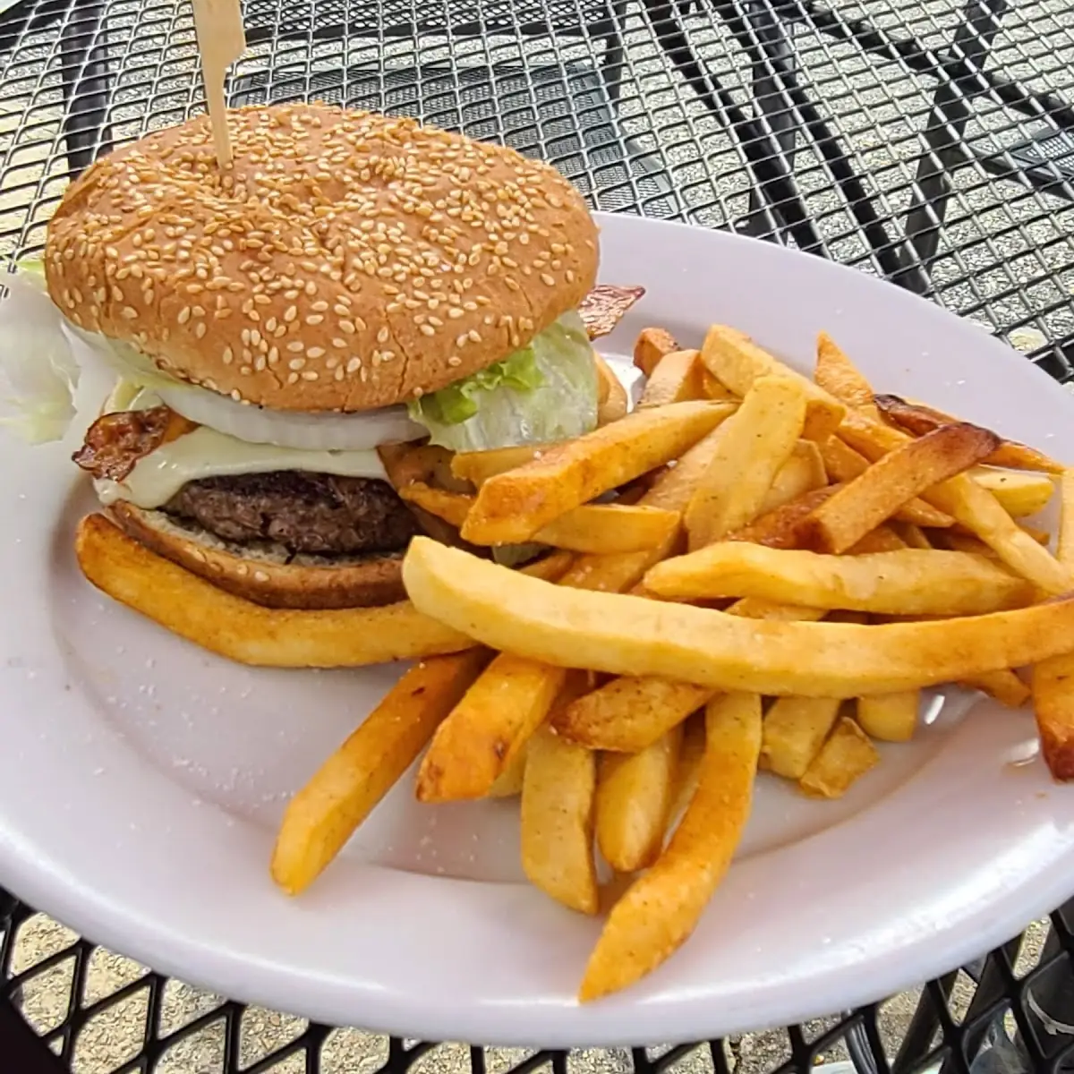 Cheeseburger with French Fries