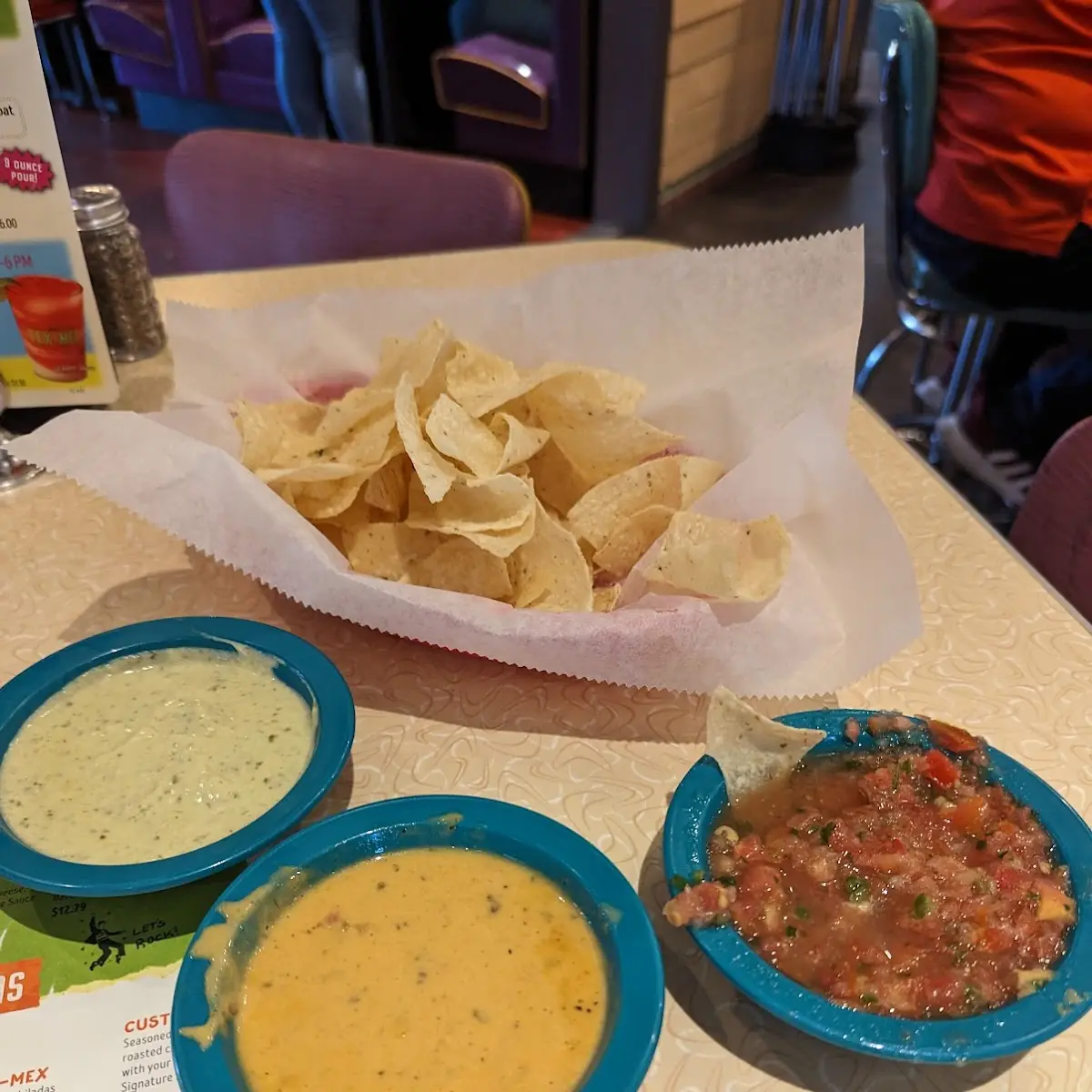 Small Queso Dipping Sauce
