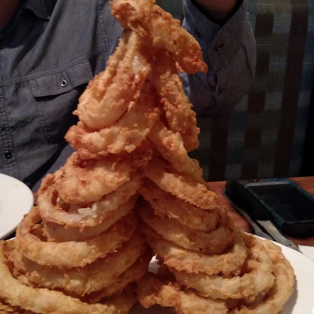 Crispy Onion Rings with Dipping Sauce