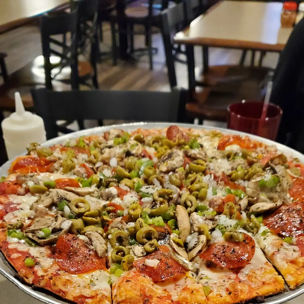 Deluxe Pizza