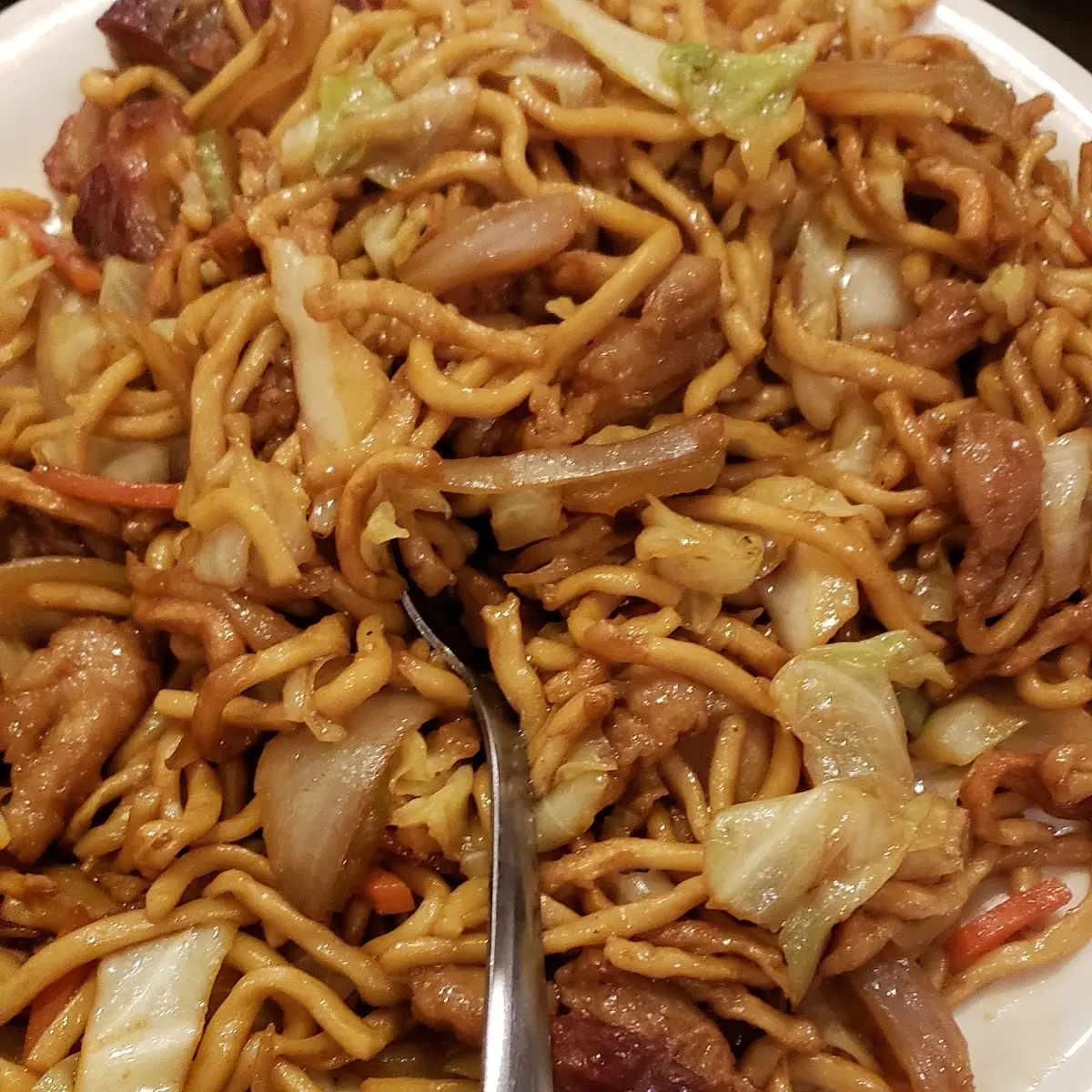 Golden Dynasty Chow Mein