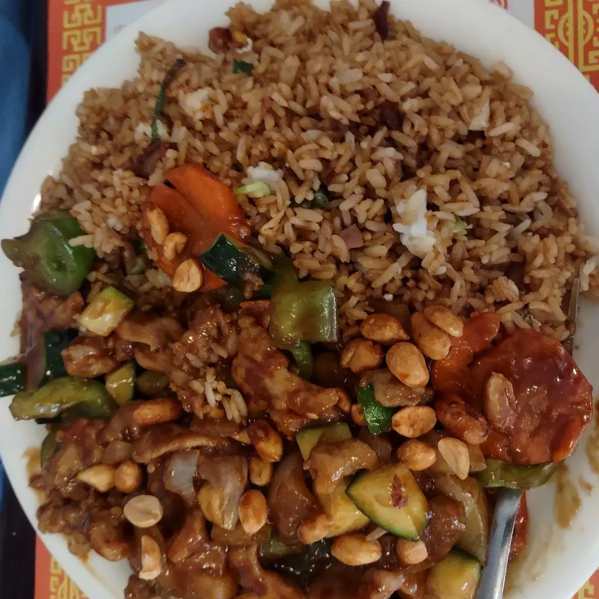 Kung Bow Chicken Chow Mein