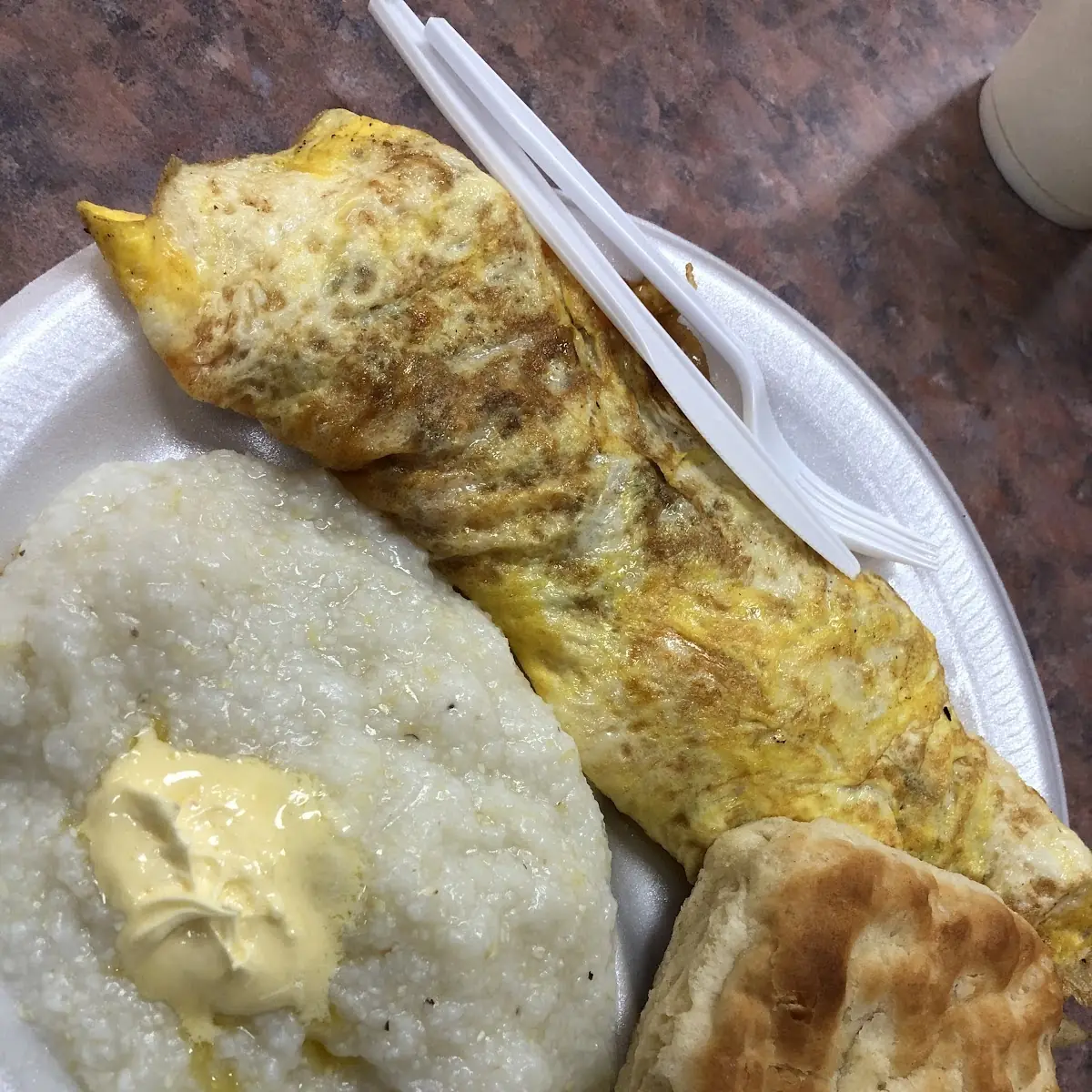Veggie Omelette with Grits and Buscuit